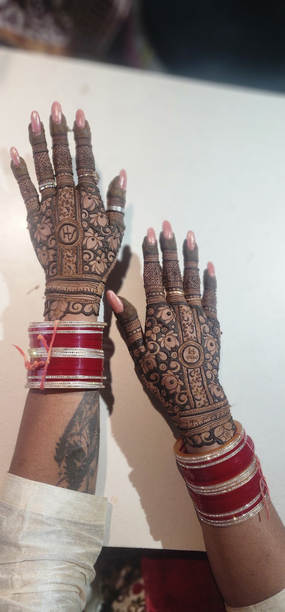 Ayushi mehandi art