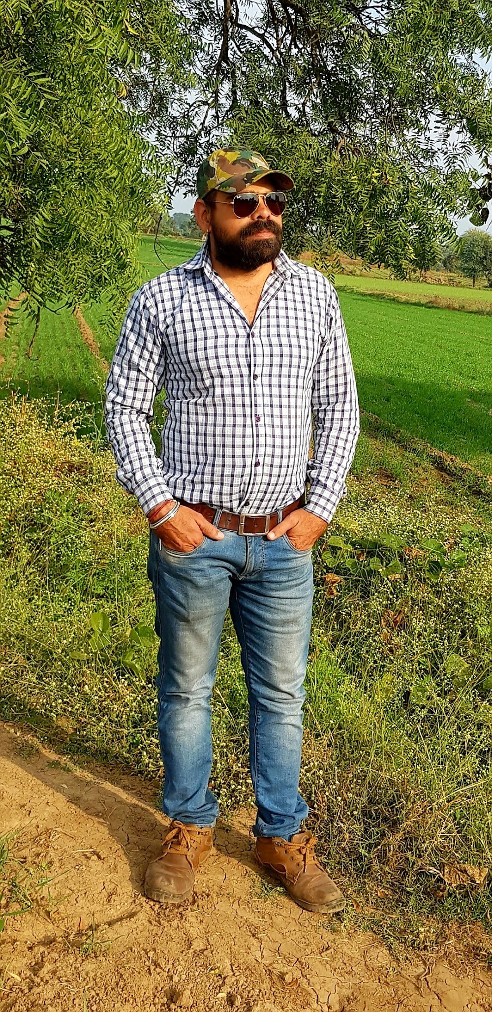Jai shree mahakal car garage
