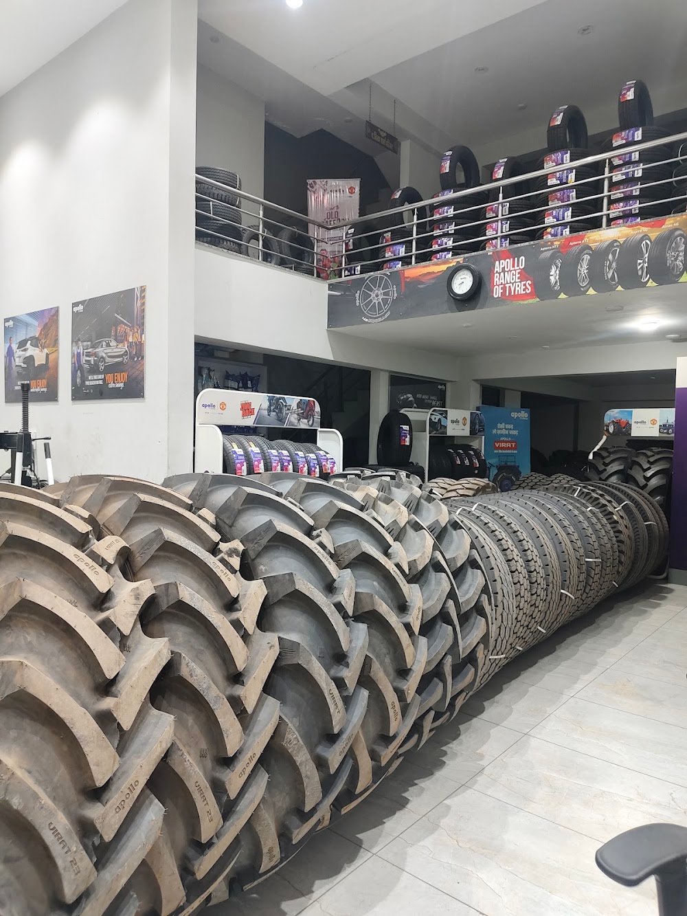 Apollo Tyres - Mukesh Tyres