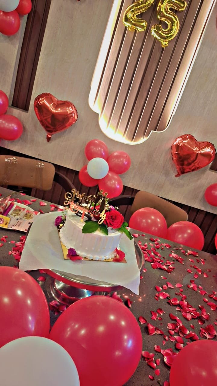 Aakash Bakers N Cafe