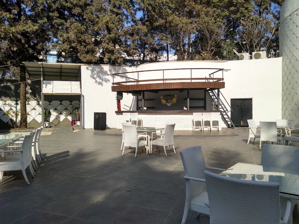 F Bar and Kitchen