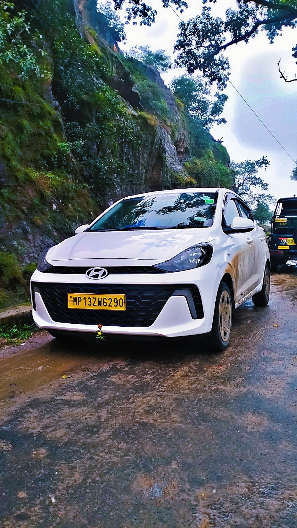 Lakhdatar Tour & Travels 🚖 Bike Rentals 🏍️