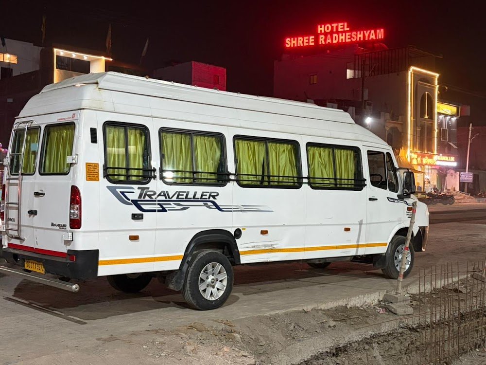Ujjain taxi service and car rental