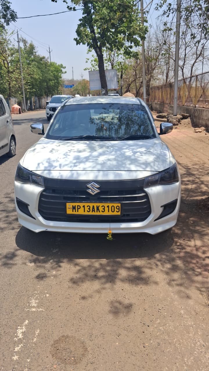 Priyanshi tour and travels best auto and taxi service ujjain Madhya Pradesh
