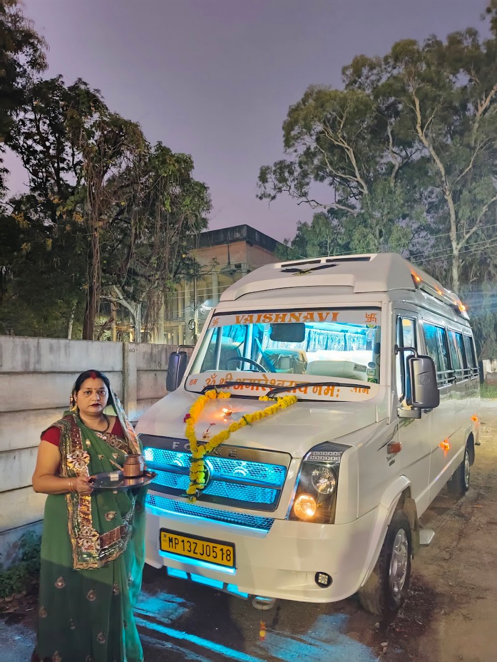 Soni Tour & Travels Service's