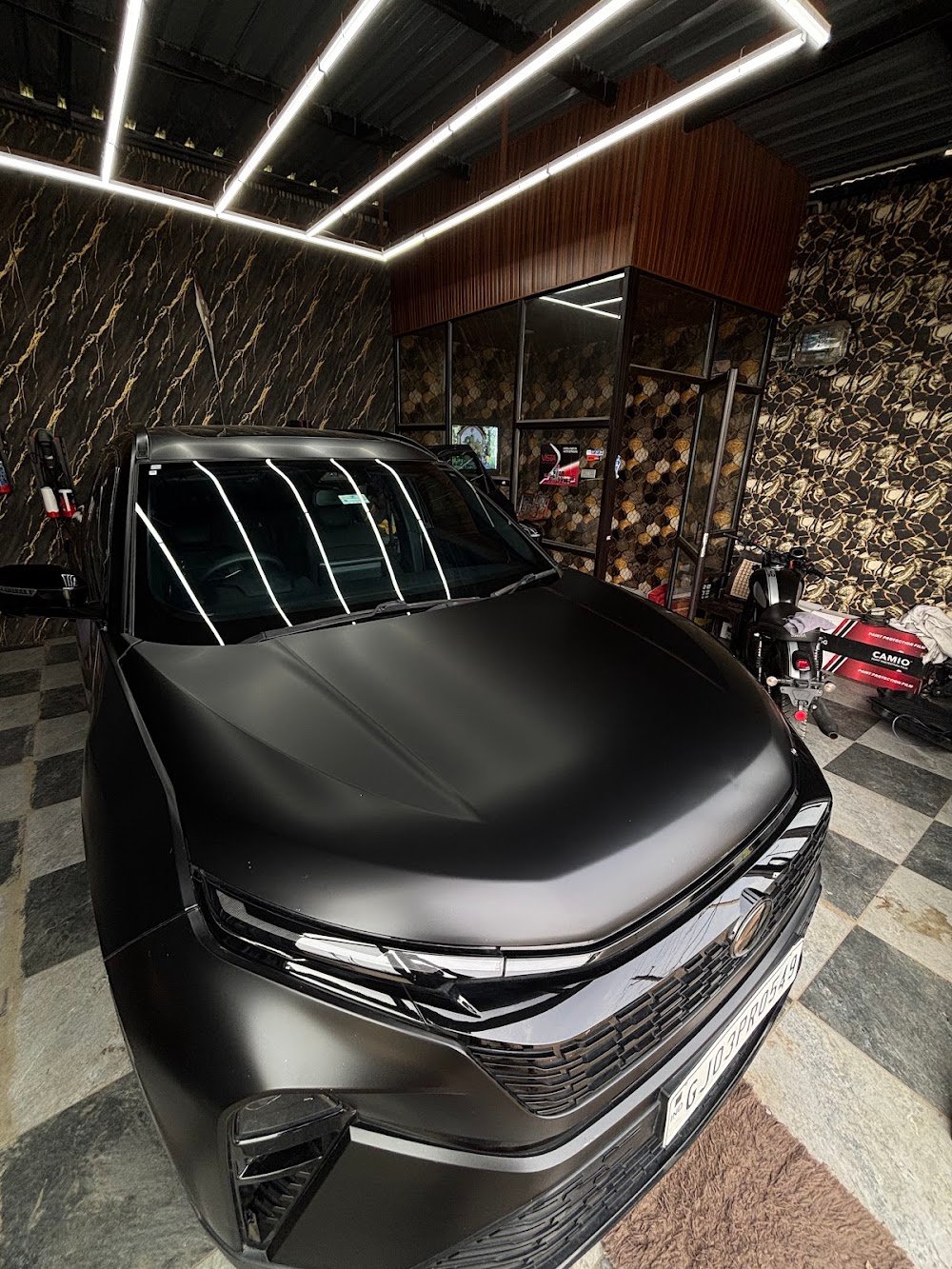 Shri Ji Car Wash & Detailing Studio