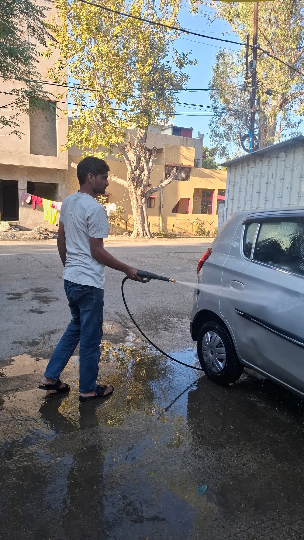 BLUE SHINE CAR GARAGE AND WASHING