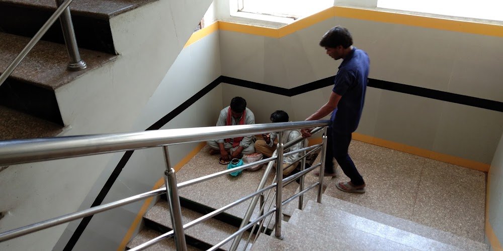 Shree Gurunanak Hospital & Research Center