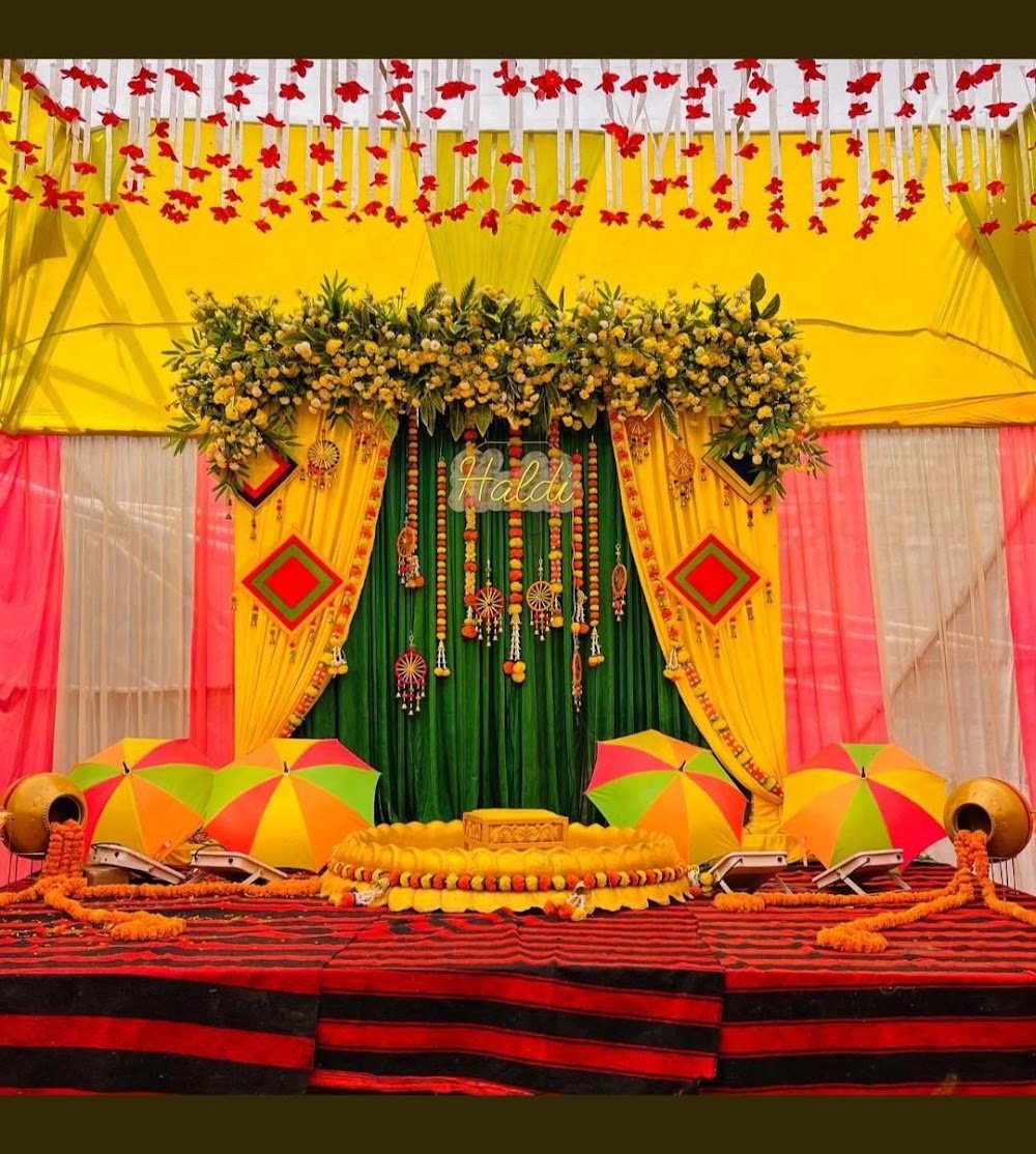 MAHAKAL EVENT HAMPERS AND BOUQUET
