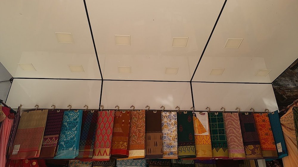 Alakhnath Cloth Store