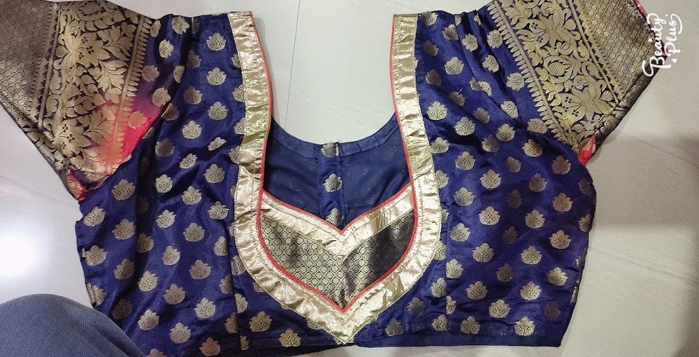 Komal boutique