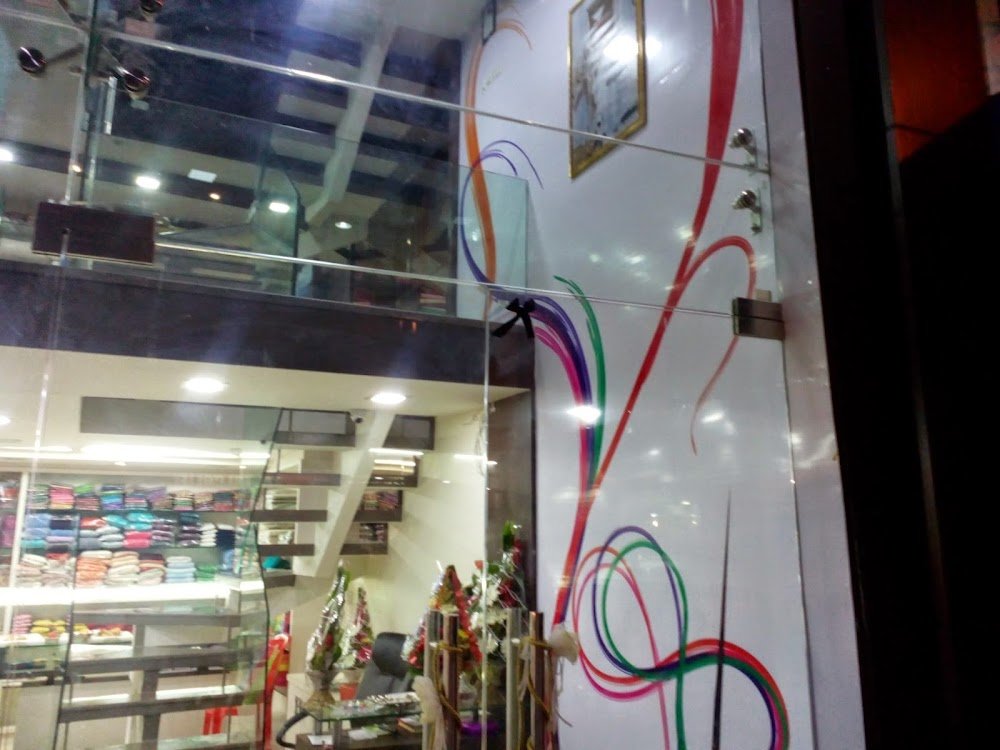Saifee Boutique