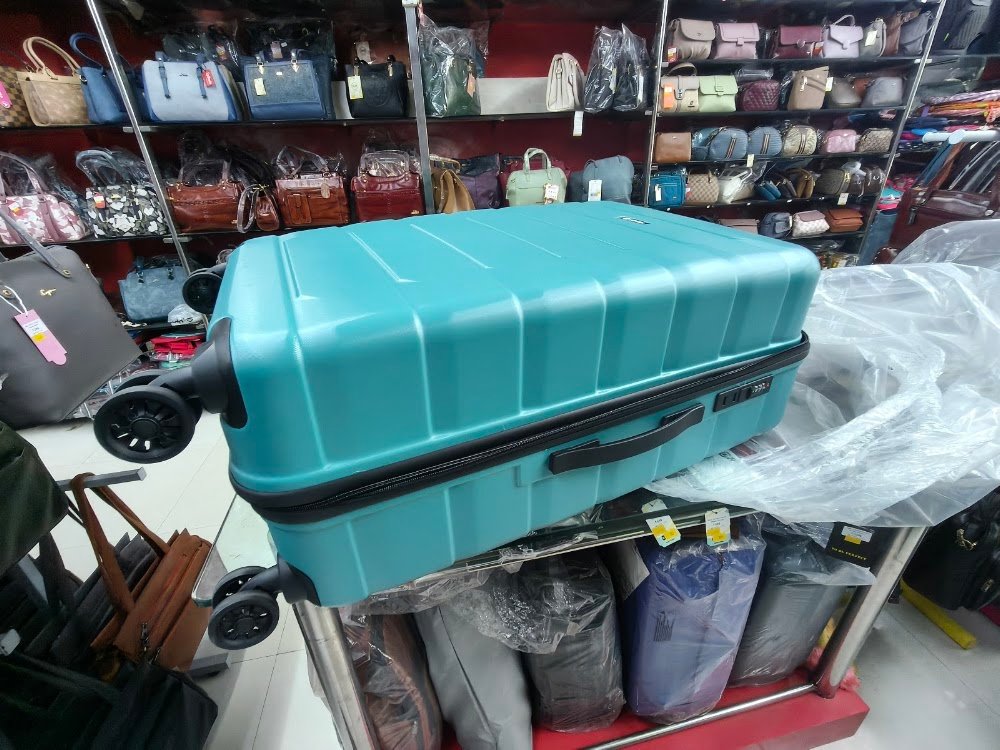 B.GYANCHAND LUGGAGE WORLD