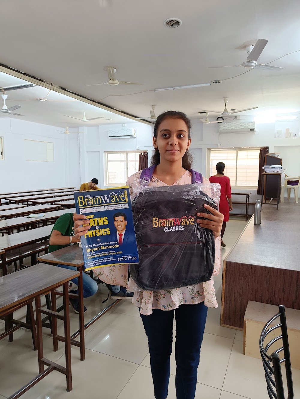 ✅𝗕𝗿𝗮𝗶𝗻 𝗪𝗮𝘃𝗲 𝗖𝗹𝗮𝘀𝘀𝗲𝘀 - 𝗣𝗵𝘆𝘀𝗶𝗰𝘀,Maths,𝗖𝗼𝗮𝗰𝗵𝗶𝗻𝗴 | 𝗕𝗲𝘀𝘁 𝗡𝗘𝗘𝗧,𝗝𝗘𝗘 𝗠𝗮𝗶𝗻 𝗮𝗻𝗱 𝗝𝗘𝗘 𝗔𝗱𝘃𝗮𝗻𝗰𝗲𝗱 𝗖𝗼𝗮𝗰𝗵𝗶𝗻𝗴 𝗶𝗻 𝗨𝗷𝗷𝗮𝗶𝗻