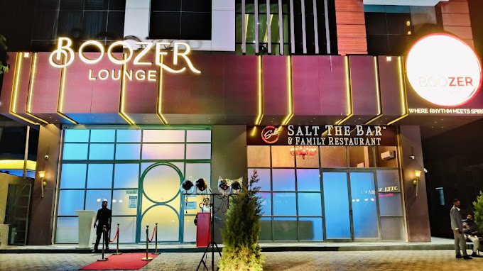 Boozer Lounge