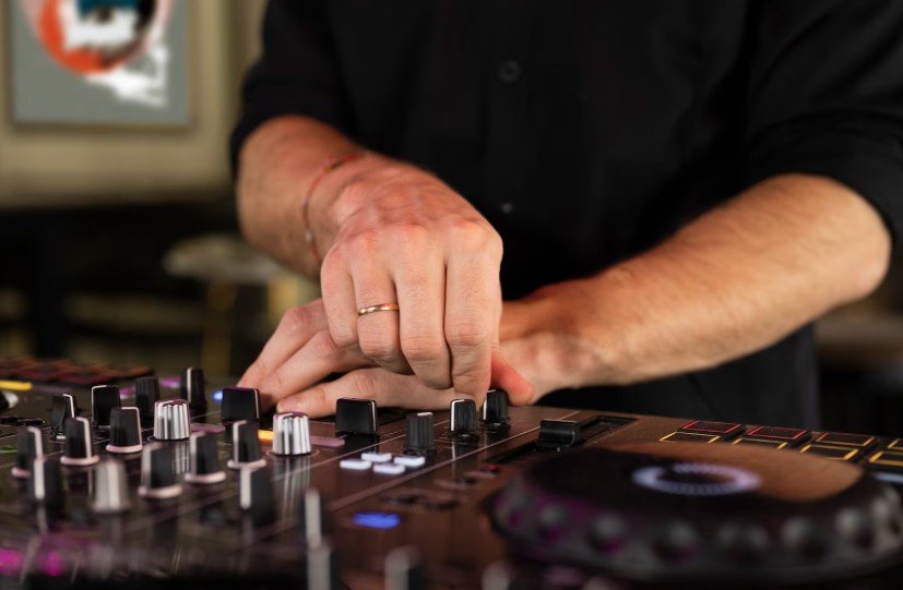 DJ & Entertainment