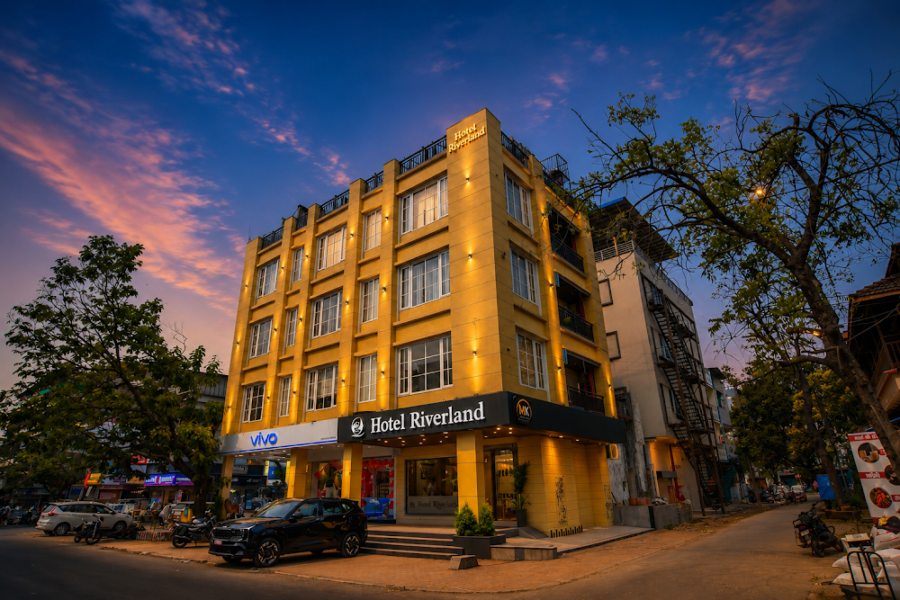 The Byke Boutique - RiverLand Freeganj | (Pan India Pure Veg Hotel Chain)