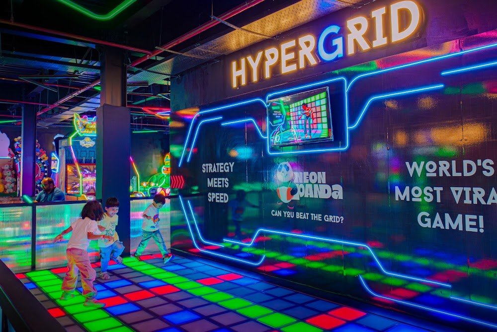 Neon Panda - Best Family Gamezone