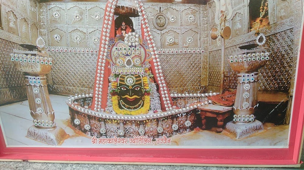 Aakrati Framing & Art Gallery