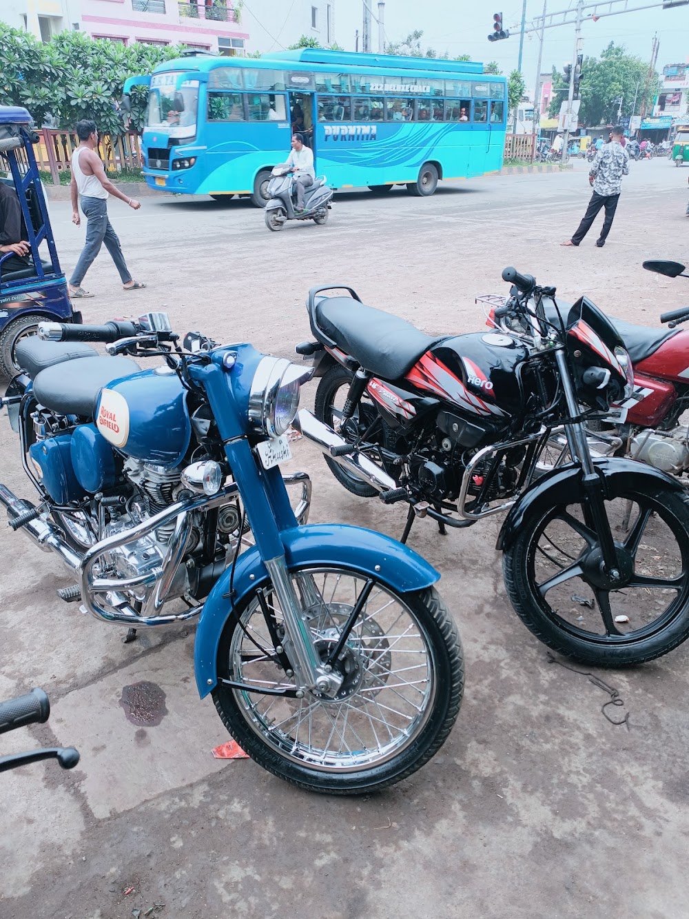 ENFIELD AUTO GARAGE