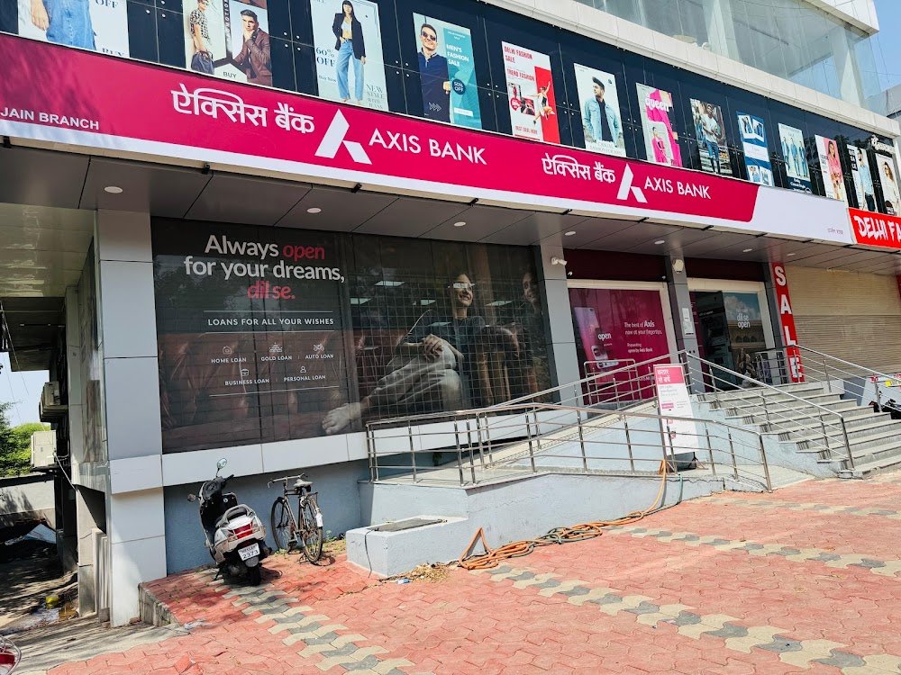 Axis Bank - Ujjain