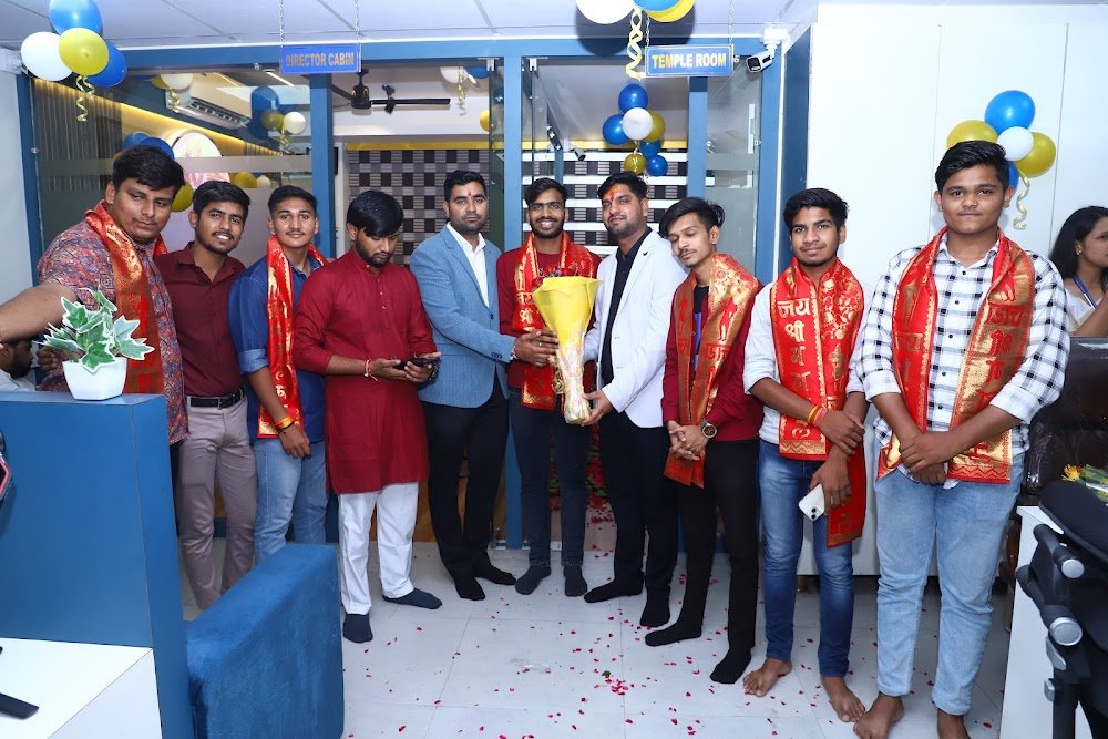 Mahakaleshwar group of finance