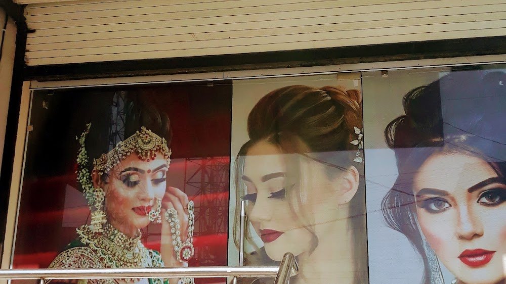 JAYSHREE Beauty salon and academy