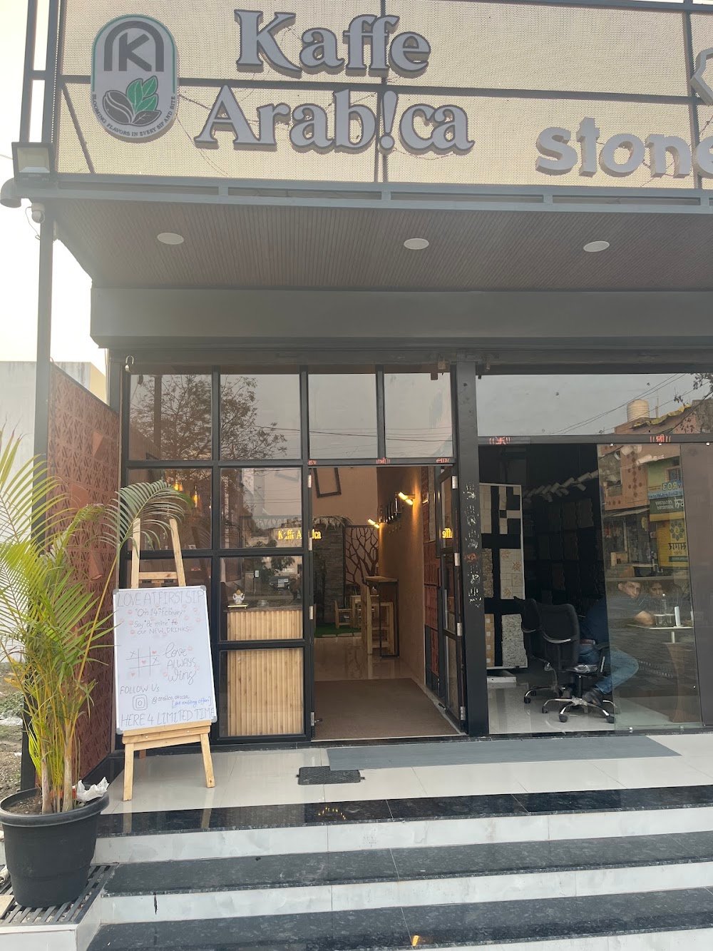 Kaffe Arabica and Restaurant
