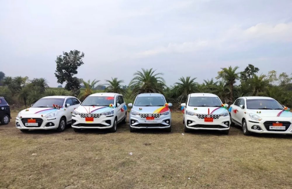 Mini Bus On Hire | Urbani on Rent | Ujjain Indore Omkareshwar Car Rental | Kalra Enterprises