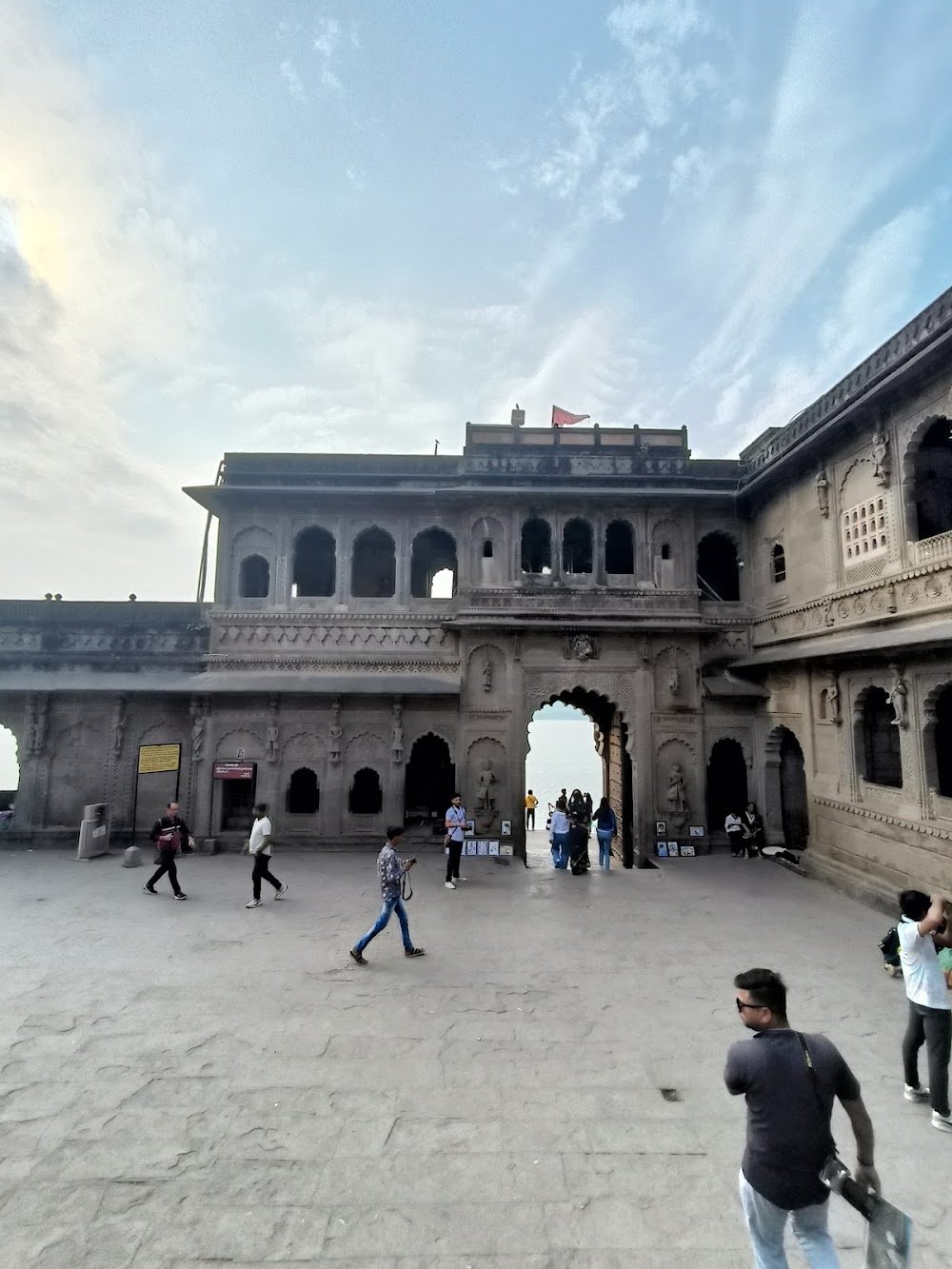Saarthi Travels