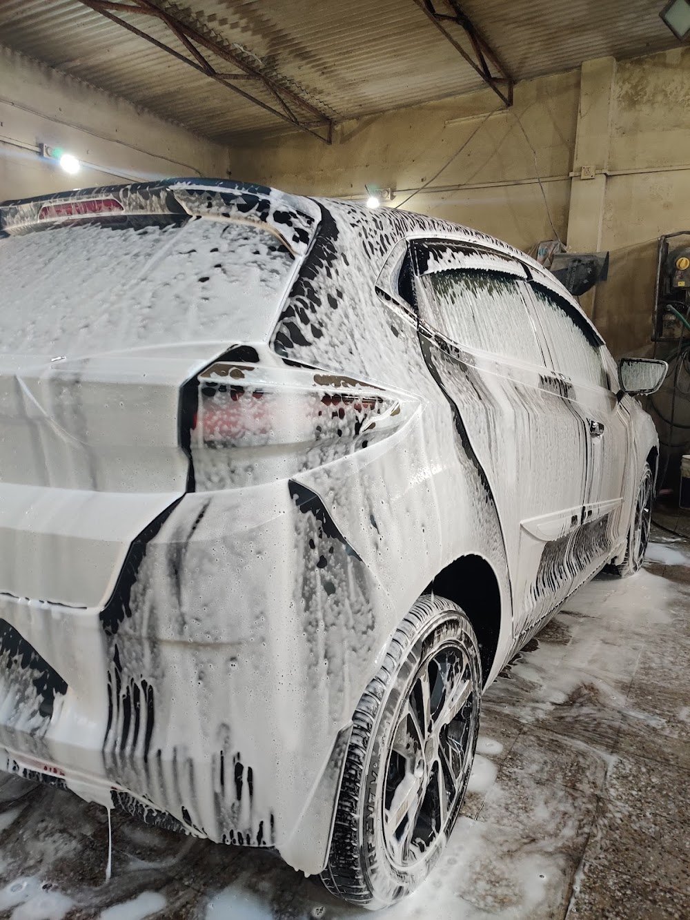 CAR LAUNDRY