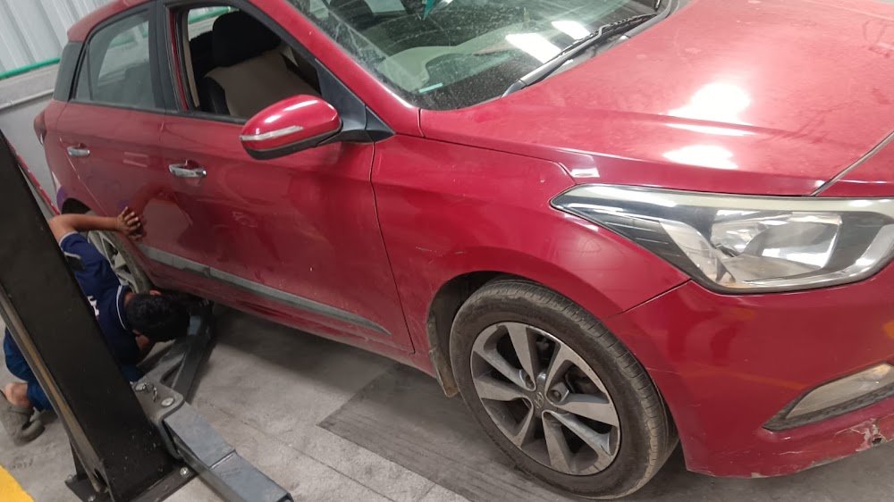 GoMechanic - Car Service In Ujjain