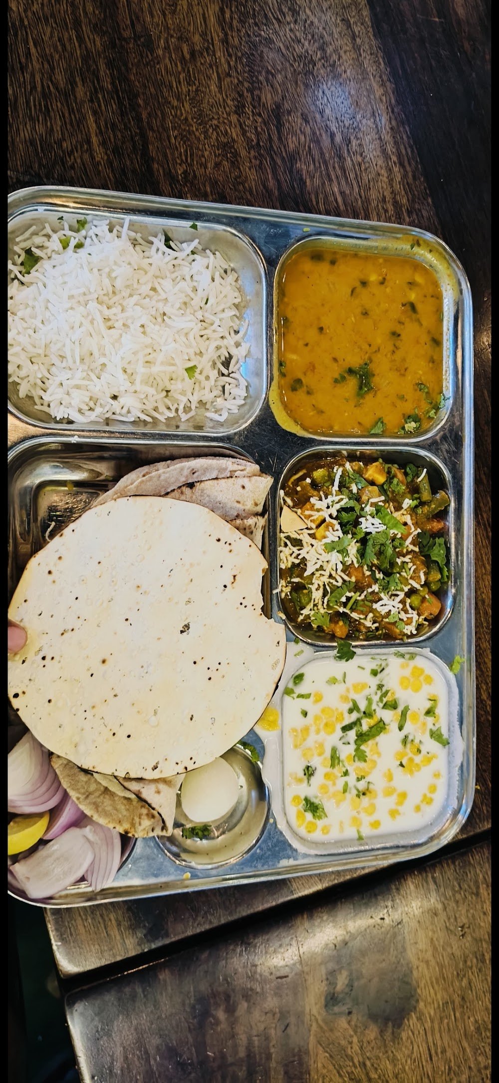 Nand Food Parcel Service