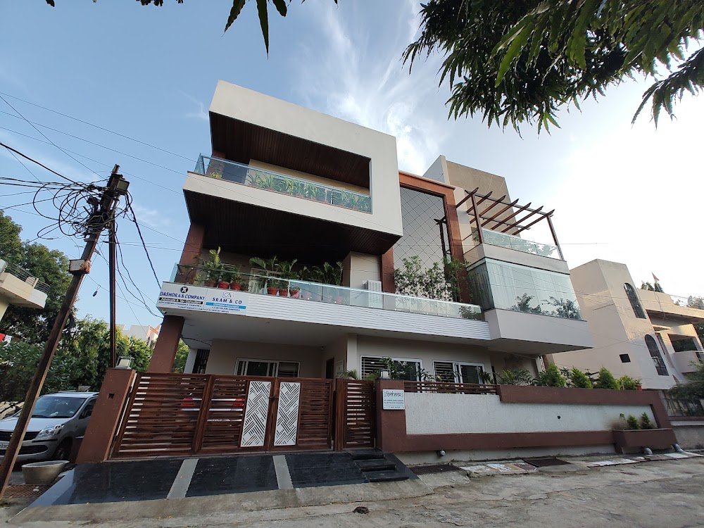 SRAM & Co. ( Dashora & Co.)