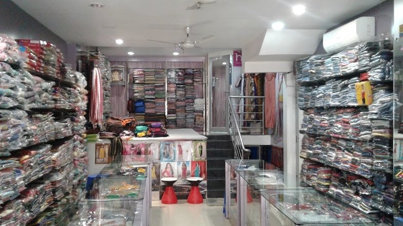 Saloni Fashion