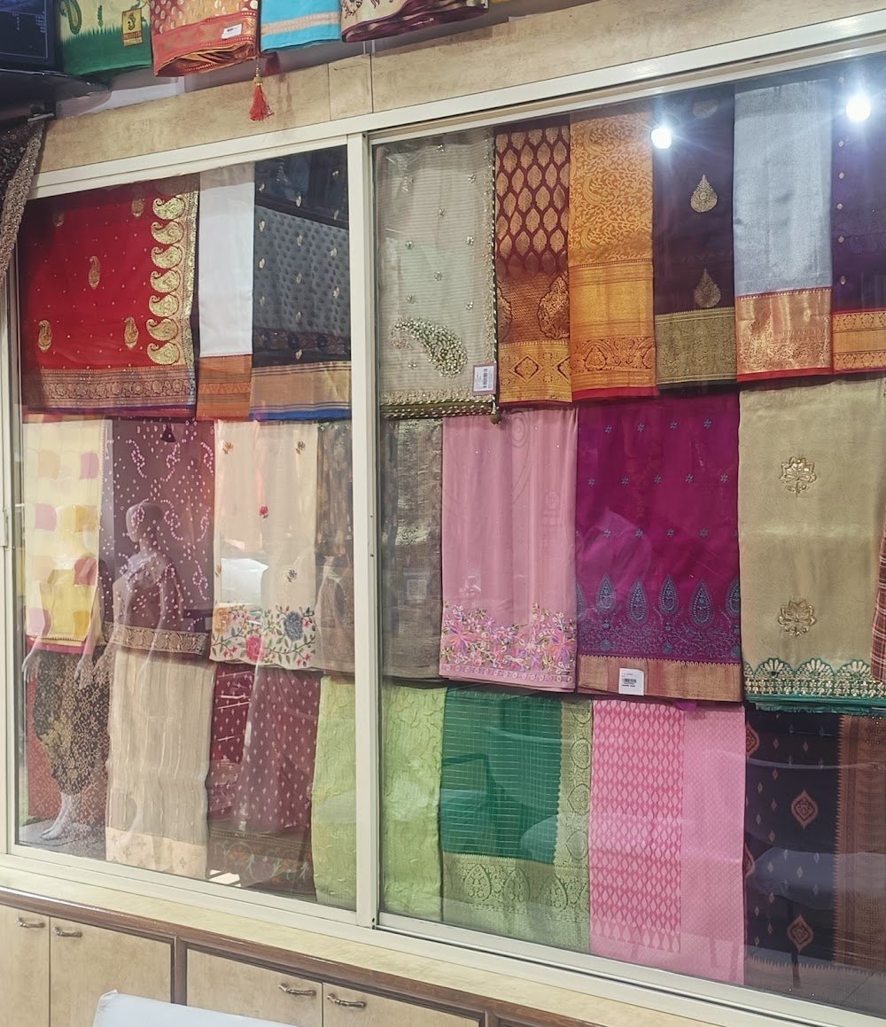 Alakhnath Cloth Store