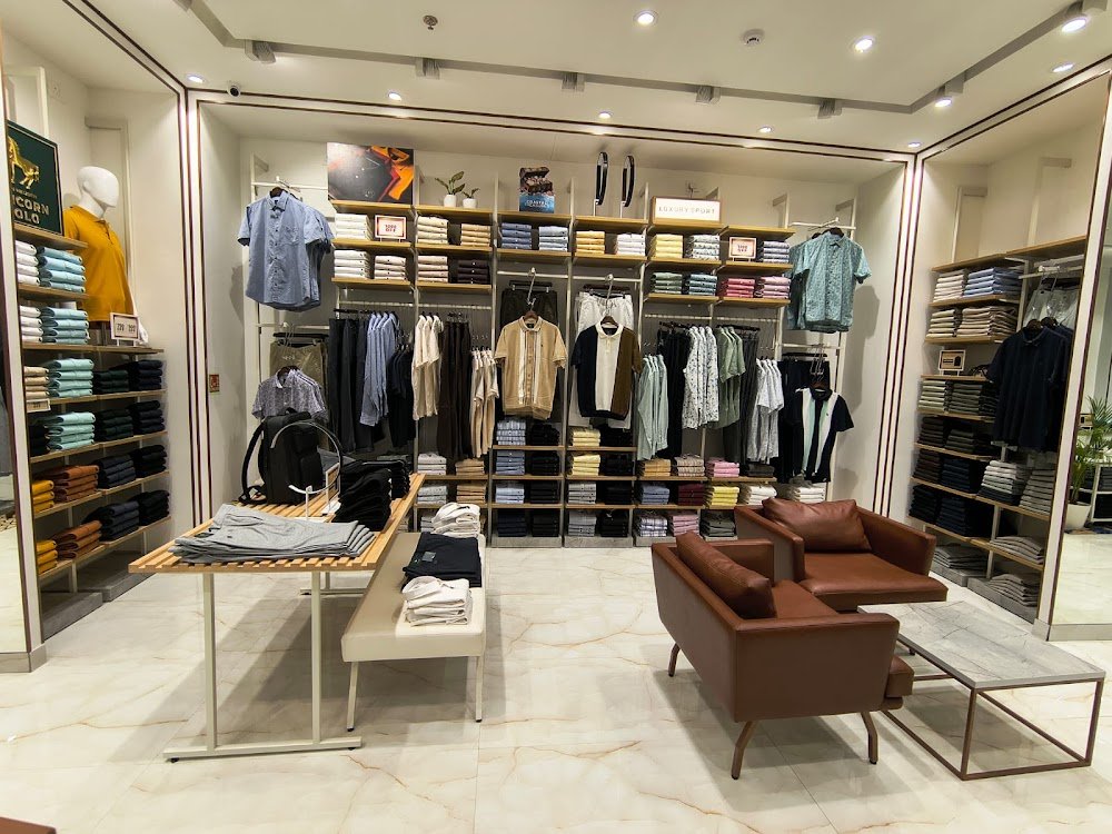 Van Heusen Exclusive Store