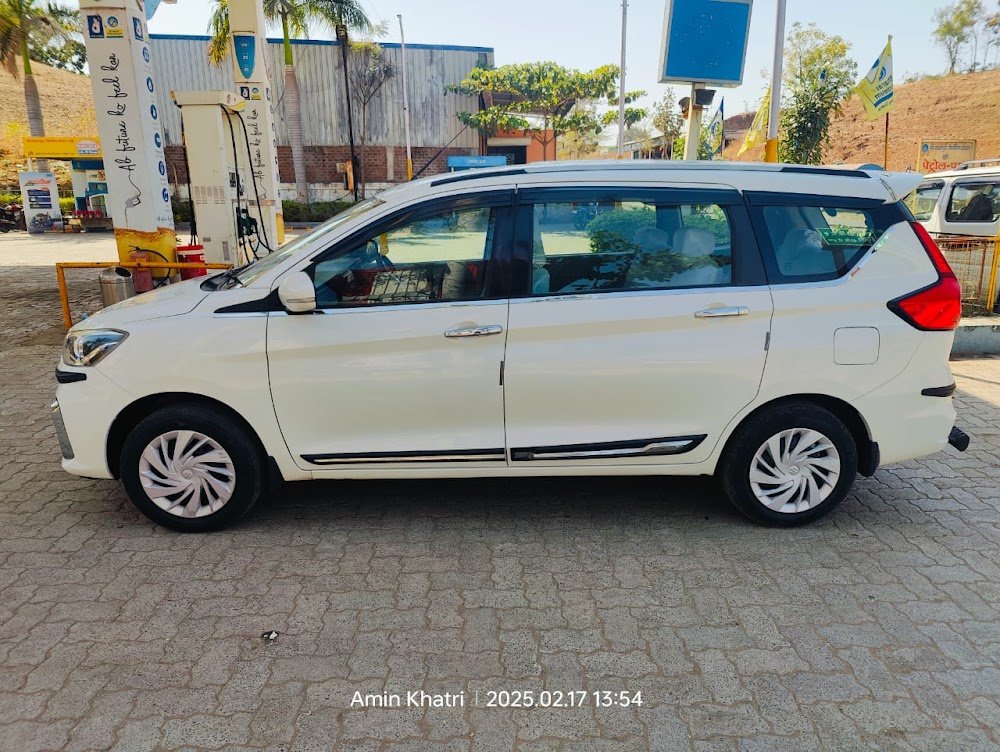 Taxi services in ujjain ( sumit vaishnav)