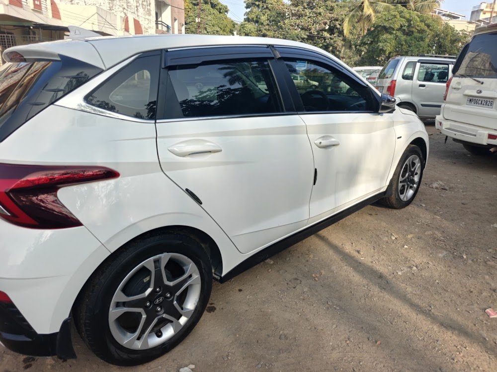 Paras Self Drive / Rental Car in Ujjain
