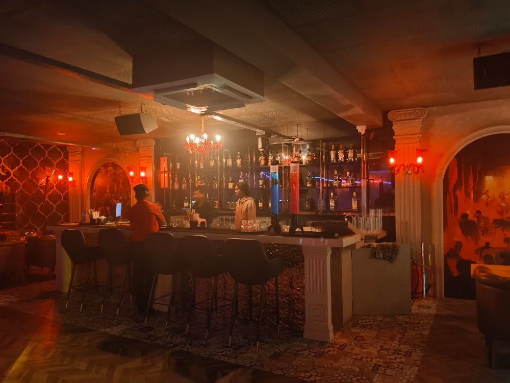 Boozer Lounge